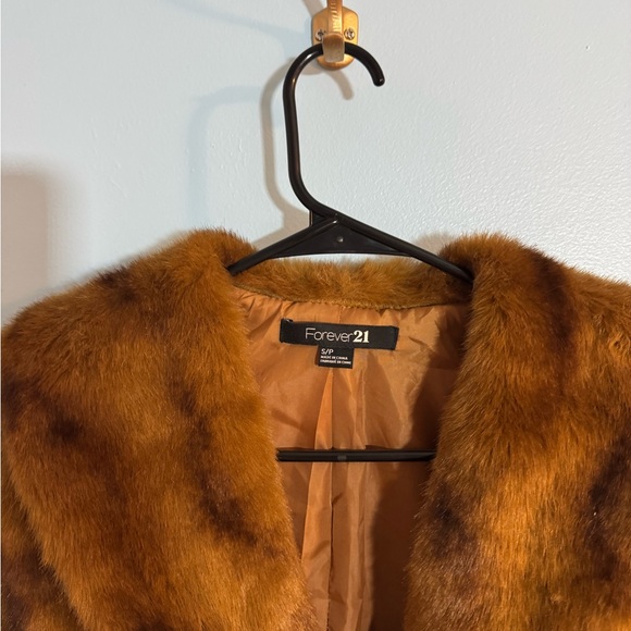 y2k faux fur jacket with folded sleeves size S - Picture 3 of 6